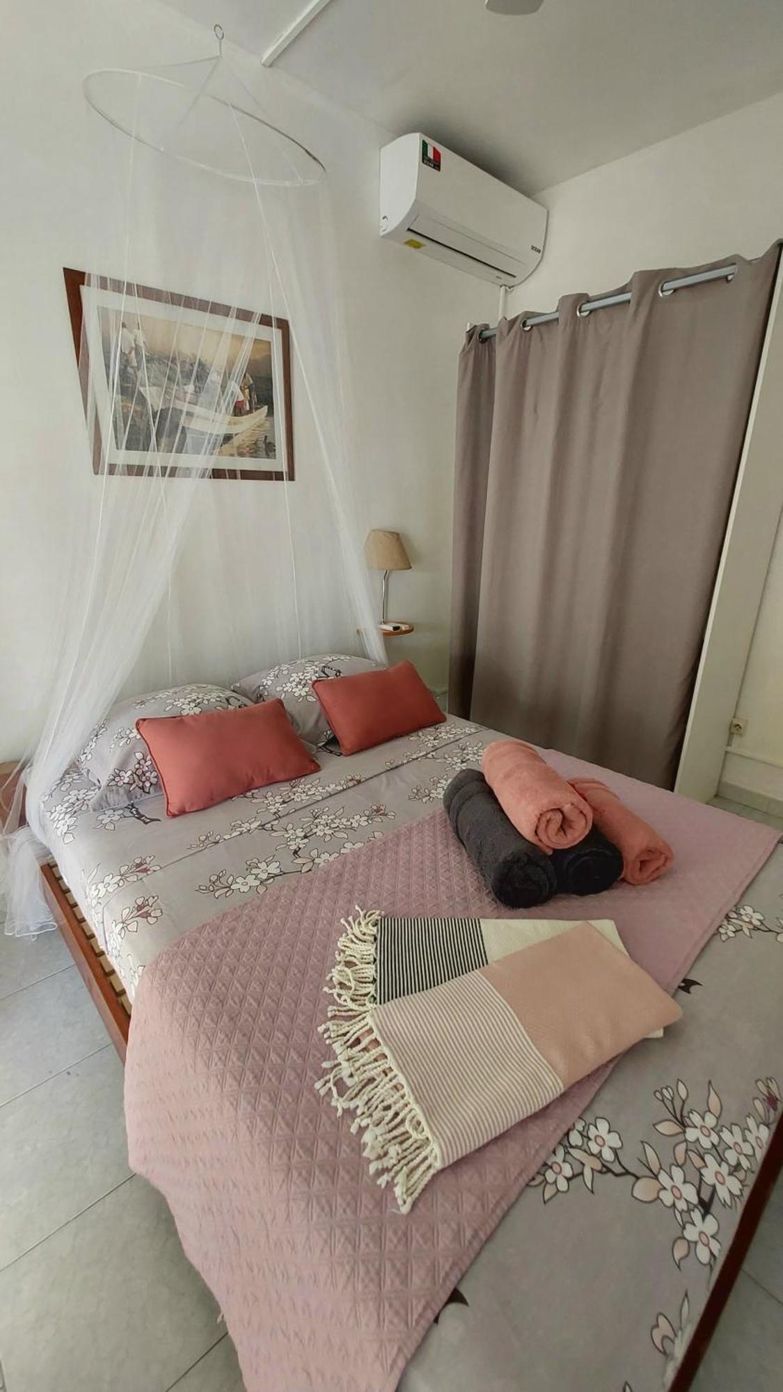 Ferienwohnung Logisrev Sainte-Anne  Zimmer foto